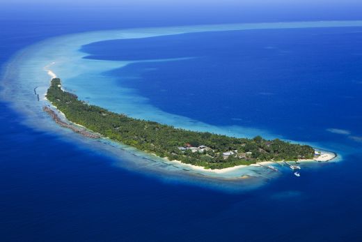 Kuramathi von oben - Fotocredit: © Universal Resorts Maldives